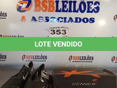 LOTE 353 - 02 – PARES DE CALÇADOS MASCULINO Nº 42 (NO ESTADO, NÃO SABEMOS SE FUNCIONA. LEILÃO NÃO TEM GARANTIA E NEM DEVOLUÇÃO, SUJEITO A POSSÍVEIS AVARIAS VISÍVEIS/OCULTAS E/OU AUSÊNCIA DE COMPONENTES)
