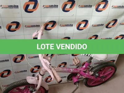 LOTE 127 - 01 BICICLETA INFANTIL ARO 16. (NO ESTADO, LEILÃO NÃO TEM GARANTIA E NEM DEVOLUÇÃO, SUJEITO A POSSÍVEIS AVARIAS VISÍVEIS/OCULTAS E/OU AUSÊNCIA DE COMPONENTES).