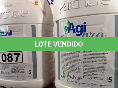 LOTE 087 - 10 LITROS DE AGI PRO RESTAURADOR DE BRILHO. (NO ESTADO, LEILÃO NÃO TEM GARANTIA E NEM DEVOLUÇÃO, SUJEITO A POSSÍVEIS AVARIAS VISÍVEIS/OCULTAS E/OU AUSÊNCIA DE COMPONENTES).
