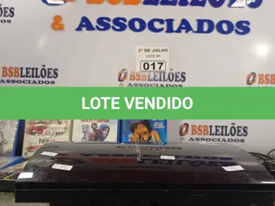 LOTE 017 - 01 PS3 COM 02 CONTROLES, 01 JOGO PS3 FIFA-12, VÁRIOS CDS BLU-RAY E 01 CONTROLE REMOTO SONY. (NO ESTADO, LEILÃO NÃO TEM GARANTIA E NEM DEVOLUÇÃO, SUJEITO A POSSÍVEIS AVARIAS VISÍVEIS/OCULTAS E/OU AUSÊNCIA DE COMPONENTES).