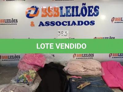 LOTE 383 - 07 – PEÇAS DE ROUPAS FEMININAS (NO ESTADO, NÃO SABEMOS SE FUNCIONA. LEILÃO NÃO TEM GARANTIA E NEM DEVOLUÇÃO, SUJEITO A POSSÍVEIS AVARIAS VISÍVEIS/OCULTAS E/OU AUSÊNCIA DE COMPONENTES)