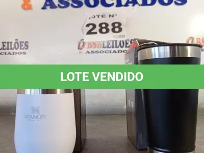 LOTE 288 - 02 - COPOS TÉRMICOS (NO ESTADO, NÃO SABEMOS SE FUNCIONA. LEILÃO NÃO TEM GARANTIA E NEM DEVOLUÇÃO, SUJEITO A POSSÍVEIS AVARIAS VISÍVEIS/OCULTAS E/OU AUSÊNCIA DE COMPONENTES)