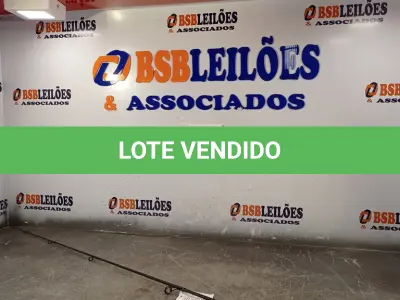 LOTE 151 - 01 VARA DE PESCA. (NO ESTADO, LEILÃO NÃO TEM GARANTIA E NEM DEVOLUÇÃO, SUJEITO A POSSÍVEIS AVARIAS VISÍVEIS/OCULTAS E/OU AUSÊNCIA DE COMPONENTES).