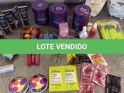 LOTE 354 - 36 - COSMÉTICOS DIVERSOS (NO ESTADO, NÃO SABEMOS SE FUNCIONA. LEILÃO NÃO TEM GARANTIA E NEM DEVOLUÇÃO, SUJEITO A POSSÍVEIS AVARIAS VISÍVEIS/OCULTAS E/OU AUSÊNCIA DE COMPONENTES)