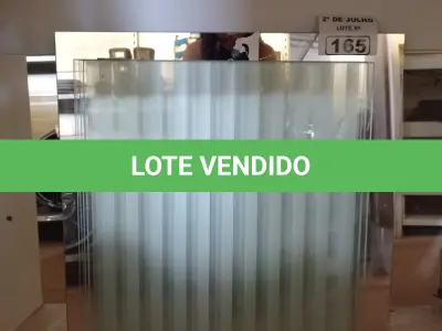 LOTE 165 - 04 RECORTES DE VIDRO E 02 ESPELHOS MEDIDAS DIVERSAS. (NO ESTADO, LEILÃO NÃO TEM GARANTIA E NEM DEVOLUÇÃO, SUJEITO A POSSÍVEIS AVARIAS VISÍVEIS/OCULTAS E/OU AUSÊNCIA DE COMPONENTES).