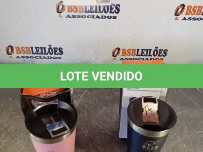LOTE 306 - 02 - COPOS TÉRMICOS (NO ESTADO, NÃO SABEMOS SE FUNCIONA. LEILÃO NÃO TEM GARANTIA E NEM DEVOLUÇÃO, SUJEITO A POSSÍVEIS AVARIAS VISÍVEIS/OCULTAS E/OU AUSÊNCIA DE COMPONENTES)