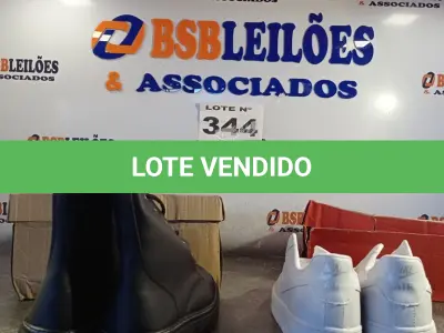 LOTE 344 - 02 – PARES DE CALÇADOS Nº 40 (NO ESTADO, NÃO SABEMOS SE FUNCIONA. LEILÃO NÃO TEM GARANTIA E NEM DEVOLUÇÃO, SUJEITO A POSSÍVEIS AVARIAS VISÍVEIS/OCULTAS E/OU AUSÊNCIA DE COMPONENTES)