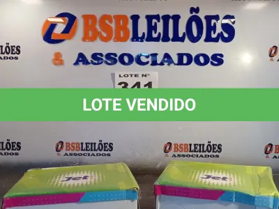 LOTE 341 - 02 – PARES DE CALÇADOS INFANTIL Nº 32 (NO ESTADO, NÃO SABEMOS SE FUNCIONA. LEILÃO NÃO TEM GARANTIA E NEM DEVOLUÇÃO, SUJEITO A POSSÍVEIS AVARIAS VISÍVEIS/OCULTAS E/OU AUSÊNCIA DE COMPONENTES)