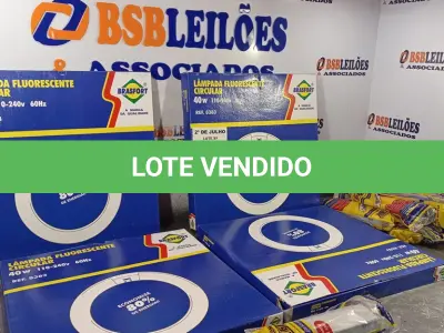 LOTE 064 - 10 LÂMPADAS FLUORESCENTES CIRCULAR 40W 110-220V E 10 REATORES. (NO ESTADO, LEILÃO NÃO TEM GARANTIA E NEM DEVOLUÇÃO, SUJEITO A POSSÍVEIS AVARIAS VISÍVEIS/OCULTAS E/OU AUSÊNCIA DE COMPONENTES).