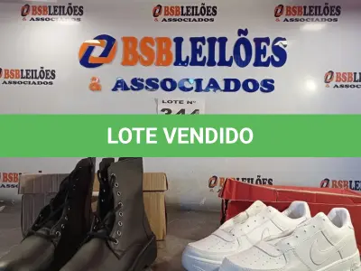 LOTE 344 - 02 – PARES DE CALÇADOS Nº 40 (NO ESTADO, NÃO SABEMOS SE FUNCIONA. LEILÃO NÃO TEM GARANTIA E NEM DEVOLUÇÃO, SUJEITO A POSSÍVEIS AVARIAS VISÍVEIS/OCULTAS E/OU AUSÊNCIA DE COMPONENTES)