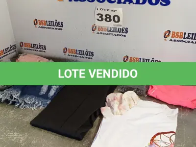 LOTE 380 - 07 – PEÇAS DE ROUPAS FEMININAS (NO ESTADO, NÃO SABEMOS SE FUNCIONA. LEILÃO NÃO TEM GARANTIA E NEM DEVOLUÇÃO, SUJEITO A POSSÍVEIS AVARIAS VISÍVEIS/OCULTAS E/OU AUSÊNCIA DE COMPONENTES)