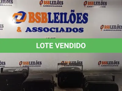 LOTE 035 - 04 CAIXAS DE SOM HURRICANE MP-48 BASS REFLEX 2-WAY 8OHM 150W. (NO ESTADO, LEILÃO NÃO TEM GARANTIA E NEM DEVOLUÇÃO, SUJEITO A POSSÍVEIS AVARIAS VISÍVEIS/OCULTAS E/OU AUSÊNCIA DE COMPONENTES).
