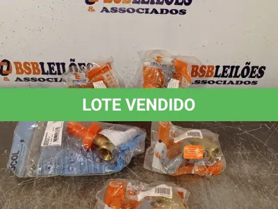 LOTE 045 - 01 LOTE COM VÁRIOS REGISTROS EM METAL. (NO ESTADO, LEILÃO NÃO TEM GARANTIA E NEM DEVOLUÇÃO, SUJEITO A POSSÍVEIS AVARIAS VISÍVEIS/OCULTAS E/OU AUSÊNCIA DE COMPONENTES).