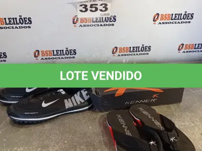 LOTE 353 - 02 – PARES DE CALÇADOS MASCULINO Nº 42 (NO ESTADO, NÃO SABEMOS SE FUNCIONA. LEILÃO NÃO TEM GARANTIA E NEM DEVOLUÇÃO, SUJEITO A POSSÍVEIS AVARIAS VISÍVEIS/OCULTAS E/OU AUSÊNCIA DE COMPONENTES)
