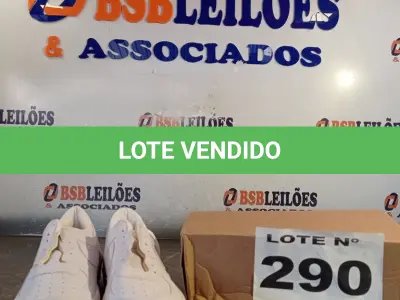LOTE 290 - 02 – PARES DE CALÇADOS FEMININO Nº 37 (NO ESTADO, NÃO SABEMOS SE FUNCIONA. LEILÃO NÃO TEM GARANTIA E NEM DEVOLUÇÃO, SUJEITO A POSSÍVEIS AVARIAS VISÍVEIS/OCULTAS E/OU AUSÊNCIA DE COMPONENTES)