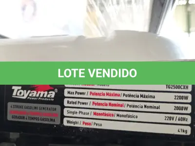 LOTE 401 - 01 - GERADOR DE ENERGIA TOYAMA GASOLINA (NO ESTADO, NÃO SABEMOS SE FUNCIONA. LEILÃO NÃO TEM GARANTIA E NEM DEVOLUÇÃO, SUJEITO A POSSÍVEIS AVARIAS VISÍVEIS/OCULTAS E/OU AUSÊNCIA DE COMPONENTES)