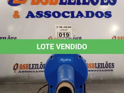LOTE 019 - 01 MOTOR PARA BANHEIRA DE HIDROMASSAGEM. (NO ESTADO, LEILÃO NÃO TEM GARANTIA E NEM DEVOLUÇÃO, SUJEITO A POSSÍVEIS AVARIAS VISÍVEIS/OCULTAS E/OU AUSÊNCIA DE COMPONENTES).