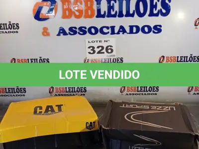 LOTE 326 - 02 – PARES DE CALÇADOS MASCULINO Nº 39 (NO ESTADO, NÃO SABEMOS SE FUNCIONA. LEILÃO NÃO TEM GARANTIA E NEM DEVOLUÇÃO, SUJEITO A POSSÍVEIS AVARIAS VISÍVEIS/OCULTAS E/OU AUSÊNCIA DE COMPONENTES)