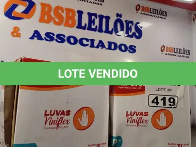LOTE 419 - 02 CAIXAS DE LUVAS VINIFLEX TAMANHO P 7”: SÃO 10 PACOTES COM 100 LUVAS CADA. (NO ESTADO, LEILÃO NÃO TEM GARANTIA E NEM DEVOLUÇÃO, SUJEITO A POSSÍVEIS AVARIAS VISÍVEIS/OCULTAS E/OU AUSÊNCIA DE COMPONENTES).