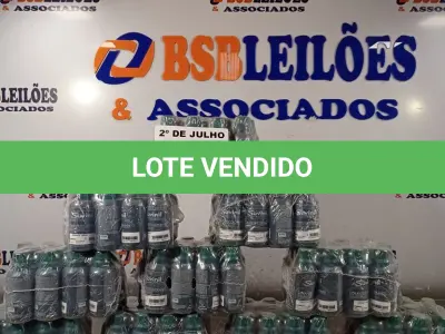 LOTE 255 - 01 LOTE COM GRANDE QUANTIDADE DE BISNAGAS COLORANTE SUVINIL.  (NO ESTADO, LEILÃO NÃO TEM GARANTIA E NEM DEVOLUÇÃO, SUJEITO A POSSÍVEIS AVARIAS VISÍVEIS/OCULTAS E/OU AUSÊNCIA DE COMPONENTES).