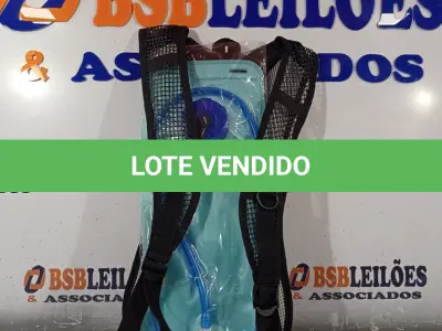 LOTE 348 - 01 CAMELBAK NA COR PRETA. (NO ESTADO, LEILÃO NÃO TEM GARANTIA E NEM DEVOLUÇÃO, SUJEITO A POSSÍVEIS AVARIAS VISÍVEIS/OCULTAS E/OU AUSÊNCIA DE COMPONENTES).