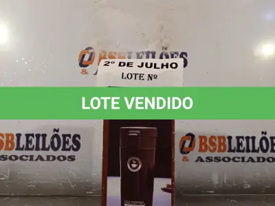 LOTE 380 - 01 COPO DE CAFÉ. (NO ESTADO, LEILÃO NÃO TEM GARANTIA E NEM DEVOLUÇÃO, SUJEITO A POSSÍVEIS AVARIAS VISÍVEIS/OCULTAS E/OU AUSÊNCIA DE COMPONENTES).