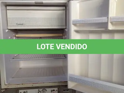 LOTE 242 - 01 FRIGOBAR. (NO ESTADO, LEILÃO NÃO TEM GARANTIA E NEM DEVOLUÇÃO, SUJEITO A POSSÍVEIS AVARIAS VISÍVEIS/OCULTAS E/OU AUSÊNCIA DE COMPONENTES).