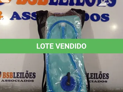 LOTE 403 - 01 CAMELBAK NA COR PRETA. (NO ESTADO, LEILÃO NÃO TEM GARANTIA E NEM DEVOLUÇÃO, SUJEITO A POSSÍVEIS AVARIAS VISÍVEIS/OCULTAS E/OU AUSÊNCIA DE COMPONENTES).