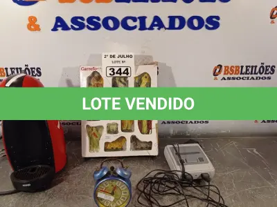 LOTE 344 - 01 CONSOLE DE GAMES, VÁRIAS IMAGENS SACRA, 01 DESPERTADOR E 01 CAFETEIRA INCOMPLETA. (NO ESTADO, LEILÃO NÃO TEM GARANTIA E NEM DEVOLUÇÃO, SUJEITO A POSSÍVEIS AVARIAS VISÍVEIS/OCULTAS E/OU AUSÊNCIA DE COMPONENTES).