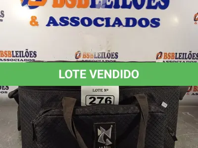 LOTE 276 - 01 FILMADORA SONY COM CASE. (NO ESTADO, LEILÃO NÃO TEM GARANTIA E NEM DEVOLUÇÃO, SUJEITO A POSSÍVEIS AVARIAS VISÍVEIS/OCULTAS E/OU AUSÊNCIA DE COMPONENTES).