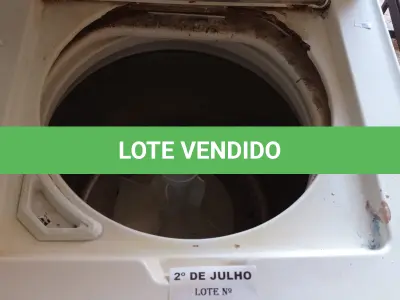 LOTE 390 - 01 MÁQUINA DE LAVAR ROUPAS PARA RETIRADA DE PEÇAS. (NO ESTADO, LEILÃO NÃO TEM GARANTIA E NEM DEVOLUÇÃO, SUJEITO A POSSÍVEIS AVARIAS VISÍVEIS/OCULTAS E/OU AUSÊNCIA DE COMPONENTES).