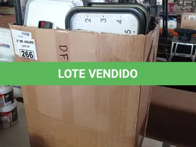 LOTE 266 - 01 LOTE COM VÁRIOS RELÓGIOS DE PAREDE MARCAS E MODELOS DIVERSOS. (NO ESTADO, LEILÃO NÃO TEM GARANTIA E NEM DEVOLUÇÃO, SUJEITO A POSSÍVEIS AVARIAS VISÍVEIS/OCULTAS E/OU AUSÊNCIA DE COMPONENTES).