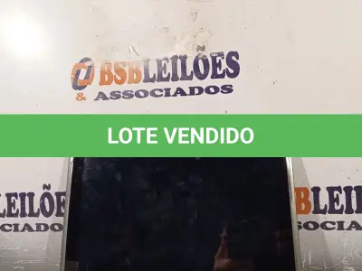 LOTE 221 - 01 TABLET SAMSUNG PARA RETIRADA DE PEÇAS. (NO ESTADO, LEILÃO NÃO TEM GARANTIA E NEM DEVOLUÇÃO, SUJEITO A POSSÍVEIS AVARIAS VISÍVEIS/OCULTAS E/OU AUSÊNCIA DE COMPONENTES).