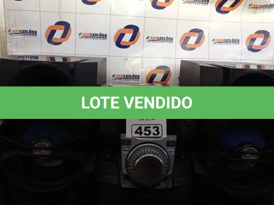 LOTE 453 - 01 APARELHO DE SOM 3X1 MARCA PHILIPS. (NO ESTADO, LEILÃO NÃO TEM GARANTIA E NEM DEVOLUÇÃO, SUJEITO A POSSÍVEIS AVARIAS VISÍVEIS/OCULTAS E/OU AUSÊNCIA DE COMPONENTES).