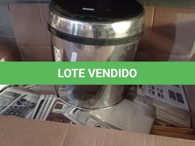 LOTE 297 - 01 LOTE COM GRANDE QUANTIDADE DE PELÍCULAS PARA CELULAR, ETIQUETAS E 01 LIXEIRA. (NO ESTADO, LEILÃO NÃO TEM GARANTIA E NEM DEVOLUÇÃO, SUJEITO A POSSÍVEIS AVARIAS VISÍVEIS/OCULTAS E/OU AUSÊNCIA DE COMPONENTES).