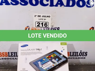 LOTE 216 - 01 TABLET SAMSUNG PARA RETIRADA DE PEÇAS. (NO ESTADO, LEILÃO NÃO TEM GARANTIA E NEM DEVOLUÇÃO, SUJEITO A POSSÍVEIS AVARIAS VISÍVEIS/OCULTAS E/OU AUSÊNCIA DE COMPONENTES).