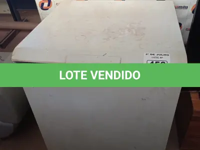 LOTE 450 - 01 FREEZER HORIZONTAL COM 01 TAMPA 220V. (NO ESTADO, LEILÃO NÃO TEM GARANTIA E NEM DEVOLUÇÃO, SUJEITO A POSSÍVEIS AVARIAS VISÍVEIS/OCULTAS E/OU AUSÊNCIA DE COMPONENTES).