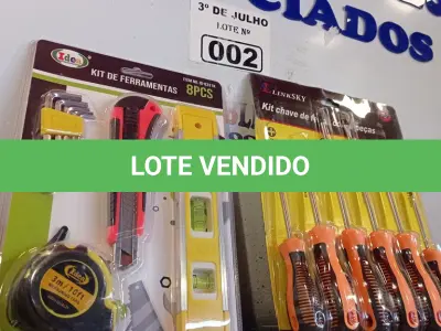 LOTE 002 - 01 KIT DE CHAVES DE FENDA E 01 KIT DE FERRAMENTAS. (NO ESTADO, LEILÃO NÃO TEM GARANTIA E NEM DEVOLUÇÃO, SUJEITO A POSSÍVEIS AVARIAS VISÍVEIS/OCULTAS E/OU AUSÊNCIA DE COMPONENTES).