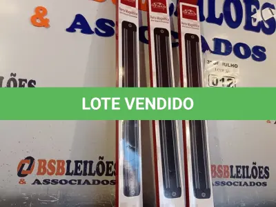 LOTE 012 - 03 BARRAS MAGNÉTICAS PARA FACAS E FERRAMENTAS. (NO ESTADO, LEILÃO NÃO TEM GARANTIA E NEM DEVOLUÇÃO, SUJEITO A POSSÍVEIS AVARIAS VISÍVEIS/OCULTAS E/OU AUSÊNCIA DE COMPONENTES).