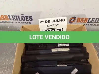 LOTE 382 - 01 LOTE COM VÁRIAS BATERIAS DE NOTEBOOK MARCAS E MODELOS DIVERSOS. (NO ESTADO, LEILÃO NÃO TEM GARANTIA E NEM DEVOLUÇÃO, SUJEITO A POSSÍVEIS AVARIAS VISÍVEIS/OCULTAS E/OU AUSÊNCIA DE COMPONENTES).