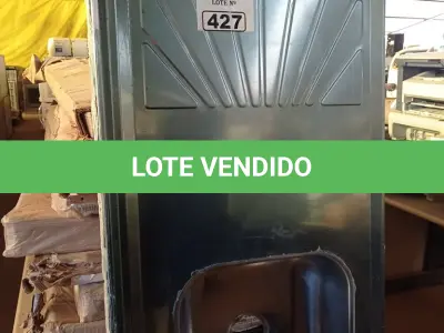 LOTE 427 - 01 PIA EM AÇO INOX CIMENTADA COM 01 CUBA MEDINDO 1,50M X 0,53CM. (NO ESTADO, LEILÃO NÃO TEM GARANTIA E NEM DEVOLUÇÃO, SUJEITO A POSSÍVEIS AVARIAS VISÍVEIS/OCULTAS E/OU AUSÊNCIA DE COMPONENTES).