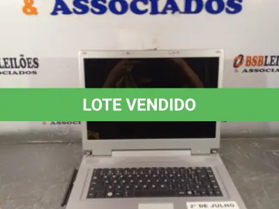 LOTE 378 - 01 NOTEBOOK MARCA ITAUTEC PARA RETIRADA DE PEÇAS. (NO ESTADO, LEILÃO NÃO TEM GARANTIA E NEM DEVOLUÇÃO, SUJEITO A POSSÍVEIS AVARIAS VISÍVEIS/OCULTAS E/OU AUSÊNCIA DE COMPONENTES).