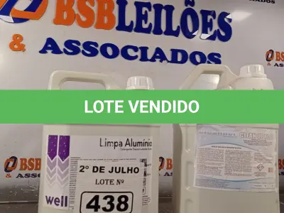 LOTE 438 - 01 GALÃO DE LIMPA ALUMÍNIO E 01 GALÃO DE CLEAN UP FOOD, DETERGENTE ALCALINO PARA MÁQUINAS DE LAVAR LOUÇAS E TALHERES. (NO ESTADO, LEILÃO NÃO TEM GARANTIA E NEM DEVOLUÇÃO, SUJEITO A POSSÍVEIS AVARIAS VISÍVEIS/OCULTAS E/OU AUSÊNCIA DE COMPONENTES).