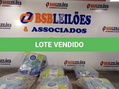 LOTE 265 - 06 PACOTES DE LUVAS DE LÁTEX SILVER TAMANHO “P”. (NO ESTADO, LEILÃO NÃO TEM GARANTIA E NEM DEVOLUÇÃO, SUJEITO A POSSÍVEIS AVARIAS VISÍVEIS/OCULTAS E/OU AUSÊNCIA DE COMPONENTES).