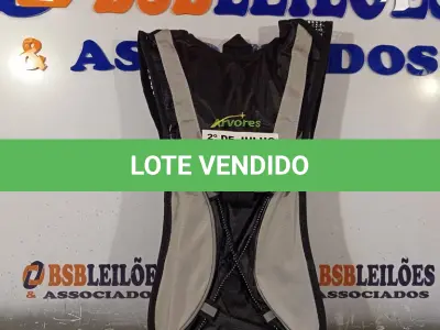 LOTE 348 - 01 CAMELBAK NA COR PRETA. (NO ESTADO, LEILÃO NÃO TEM GARANTIA E NEM DEVOLUÇÃO, SUJEITO A POSSÍVEIS AVARIAS VISÍVEIS/OCULTAS E/OU AUSÊNCIA DE COMPONENTES).