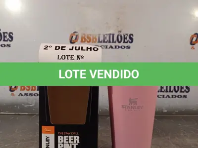 LOTE 354 - 01 COPO STANLEY. (NO ESTADO, LEILÃO NÃO TEM GARANTIA E NEM DEVOLUÇÃO, SUJEITO A POSSÍVEIS AVARIAS VISÍVEIS/OCULTAS E/OU AUSÊNCIA DE COMPONENTES).