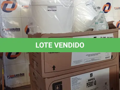 LOTE 262 - 02 FRASQUEIRAS SUPPLY CLEAM COM 04 REFIS E 06 BALDES DE LENÇOS WIPES PEROXY 4D. (NO ESTADO, LEILÃO NÃO TEM GARANTIA E NEM DEVOLUÇÃO, SUJEITO A POSSÍVEIS AVARIAS VISÍVEIS/OCULTAS E/OU AUSÊNCIA DE COMPONENTES).