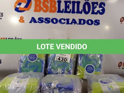 LOTE 430 - 06 PACOTES DE LUVAS DE LÁTEX SILVER TAMANHO “P”. (NO ESTADO, LEILÃO NÃO TEM GARANTIA E NEM DEVOLUÇÃO, SUJEITO A POSSÍVEIS AVARIAS VISÍVEIS/OCULTAS E/OU AUSÊNCIA DE COMPONENTES).