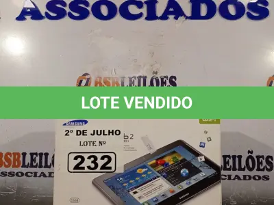 LOTE 232 - 01 TABLET SAMSUNG PARA RETIRADA DE PEÇAS. (NO ESTADO, LEILÃO NÃO TEM GARANTIA E NEM DEVOLUÇÃO, SUJEITO A POSSÍVEIS AVARIAS VISÍVEIS/OCULTAS E/OU AUSÊNCIA DE COMPONENTES).