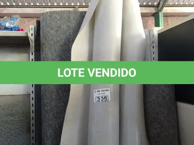 LOTE 305 - 04 ROLOS DE CARPETE MODELOS DIVERSOS INCOMPLETOS. (NO ESTADO, LEILÃO NÃO TEM GARANTIA E NEM DEVOLUÇÃO, SUJEITO A POSSÍVEIS AVARIAS VISÍVEIS/OCULTAS E/OU AUSÊNCIA DE COMPONENTES).